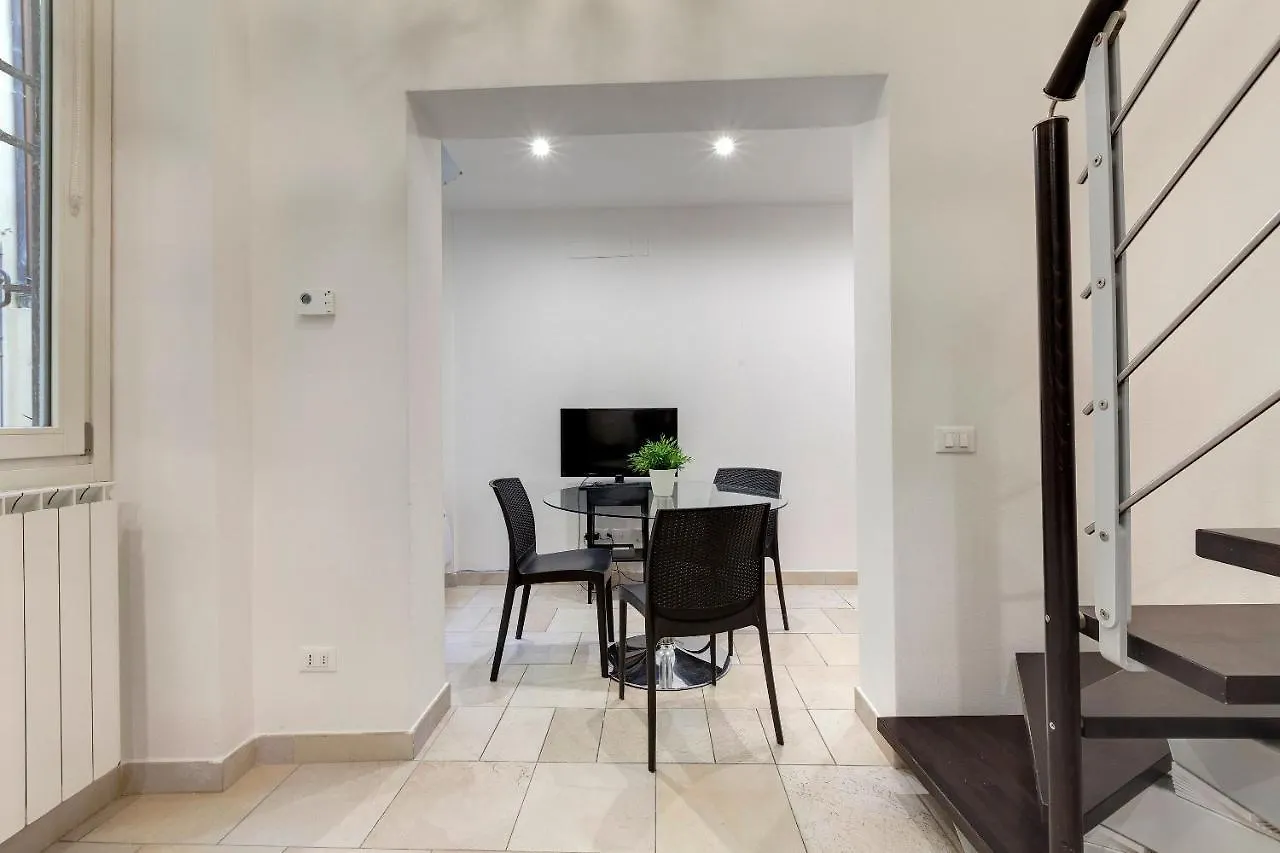 Apartment Servi 7A Florence Italy